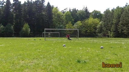 Crazy Knuckle Ball Top 3 Free kick freekickerz 05 - 2010