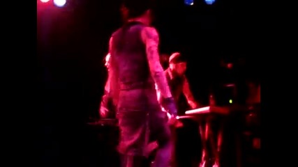 Psyclon Nine - Parasitic (live 2009) 