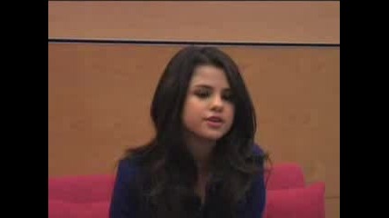 Cosmogirl! Chat With Selena Gomez