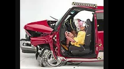 1998 Dodge Ram Crash Test - Soullord