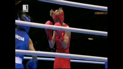 Стойка Петрова с победа в бокса при дебюта си на Олимпиадата 05.08.12