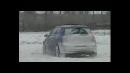 Vw R32 snow Drift with One arm