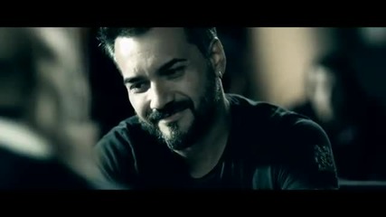 Lora_-_un_vis_official_music_vid
