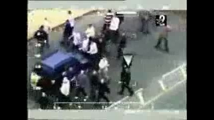 Football Hooligans - Leeds v Man Utd - 2002