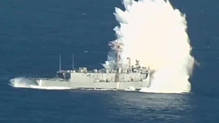 Колко часа са нужни, за да бъде потопен този американски кораб?