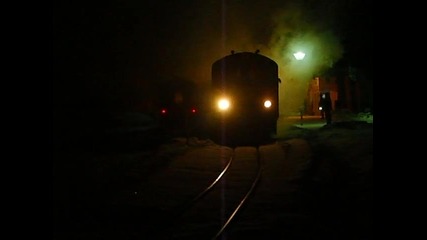 75004 - 2 потегля за Добринище в 21.53ч.