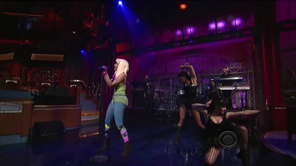 Nicki Minaj - Right Thru Me ( David Letterman Live )
