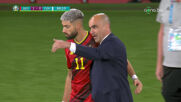Еден Азар се контузи в края на мача с Португалия