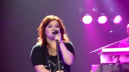 Kelly Clarkson Band Intro & I Want You Live New Orleans December 2009 