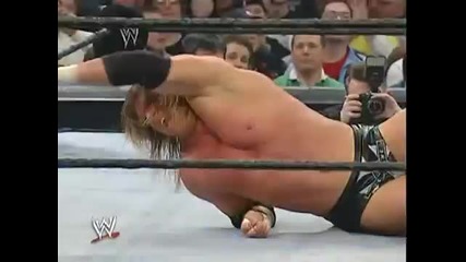 Кралско Меле 2004: Шон Майкълс срещу Трите Хикса - Мач за титлата в тежка категория.