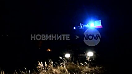 ПОЖАР В ЛОВЕШКО: Пламъците достигнаха до къщите на село Славяни