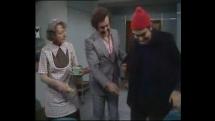 Mind Your Language - Hello Sailor - 1
