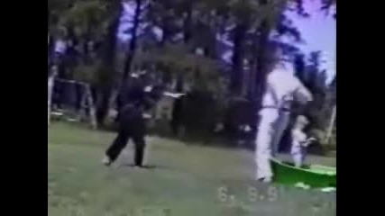 Бойни Изкуства Да Паднеш От Смях
