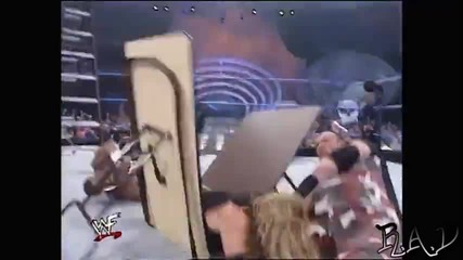 Просто маси,стълби и столове.. - Wwe 30 секунди