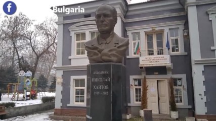 Паметник на Николай Хайтов в Асеновград