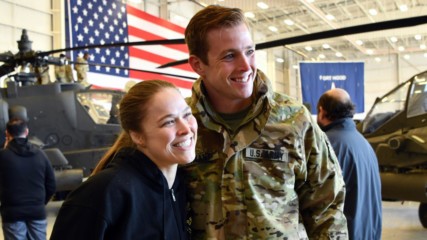 A special look at WWE Superstars' visit to Fort Hood: Raw, Dec. 24, 2018