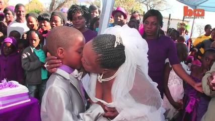 9-годишен се венча за 62-годишна, за да угоди на мъртвите си предци