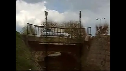 The best of Freerunning Parkour Tricking New 2009