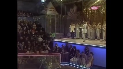 Vesna Zmijanac - Malo po malo - Grand Parada - (tv Pink 1999) -.in