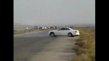Mercedes E63 Amg burnout 