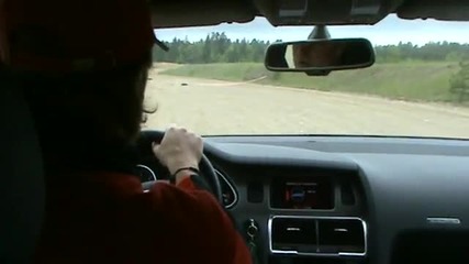 audi Q7 and A4 off road