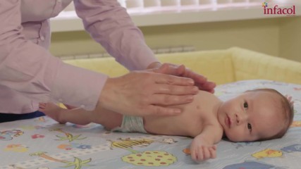 Още две масажни техники за облекчаване на бебешки колики