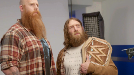Go behind the scenes of Daniel Bryan's photoshoot with his eco-friendly WWE Championship: WWE.com Exclusive, Jan. 29, 20