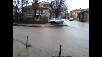 Видео Айтос Наводнен от Проливният Дъжд 