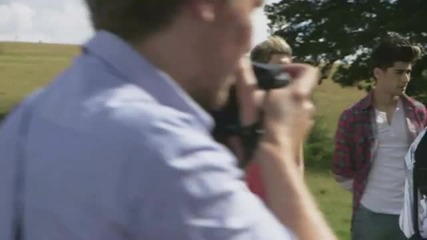 One Direction - Live While We're Young (behind The Scenes)