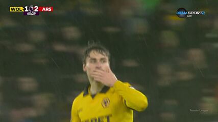 Wolverhampton Wanderers FC with a Spectacular Goal vs. Arsenal