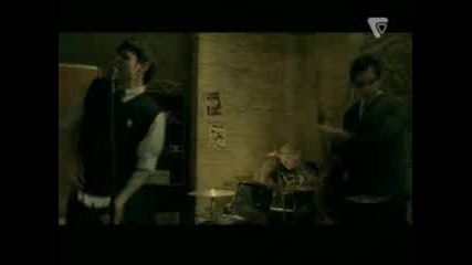 Good Charlotte - I Just Wanna Live