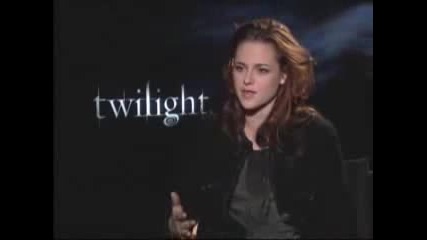 Twilight - Exclusive Kristen Stewart Interview And Pre - Interview (make Up, Behind The Scenes) 