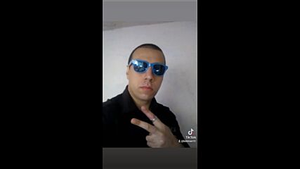 Vid_231111122_041940_059.mp4