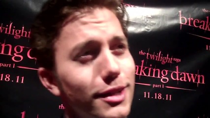 Breaking Dawn Cast & Concert Tour, San Francisco_ Girlfriend