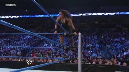 Super kick and Superfly Splash by Tamina