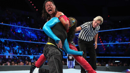Jeff Hardy vs. Shinsuke Nakamura: SmackDown LIVE, Sept. 11, 2018