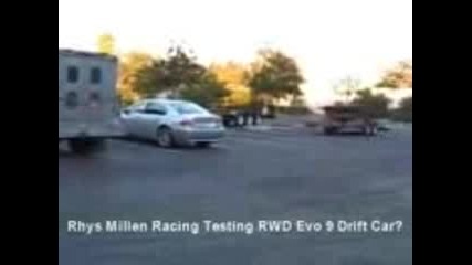 Mitsubishi Evo 9 Drifting