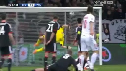 Ибрахимович с топовен гол срещу Леверкузен