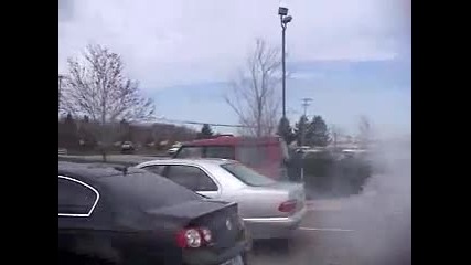 Mercedes 560sec with V12 Burnout