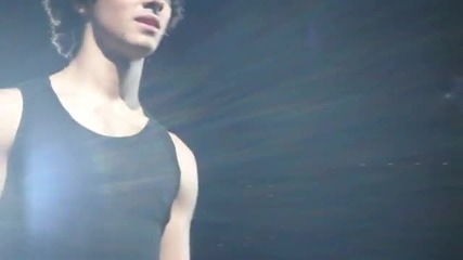 Before The Storm Live - Jonas Brothers and Miley Cyrus 