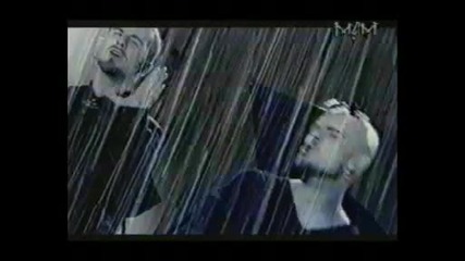 East 17 - thunder