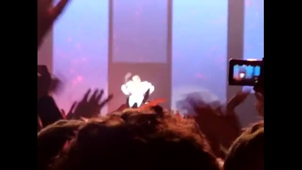 Rihanna - Umbrella Hallenstadion Zurich Last Girl On Earth Tour 