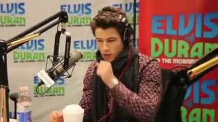 Интервю с Nick Jonas - Elvis Duran - Част 2