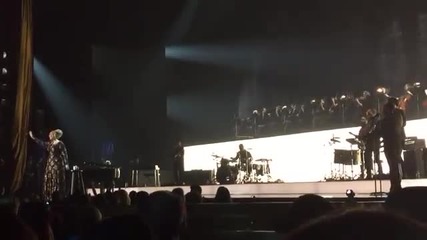 Adele - Set Fire To The Rain (at Radio City Music Hall New York City 17.11.2015)