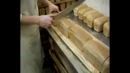 Професионално рязане на хляб с нож