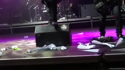 Thousand Foot Krutch - Be Somebody Live In St. Petersburg Russia 09.12.2012