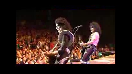 Kiss - Tears Are Falling - Live