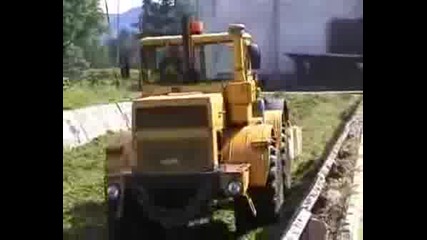 K-700А с валяк гази силаж