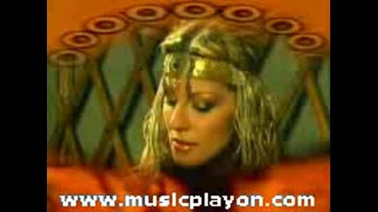 Desi Slava - Две Сърца (musicplayon.com) 