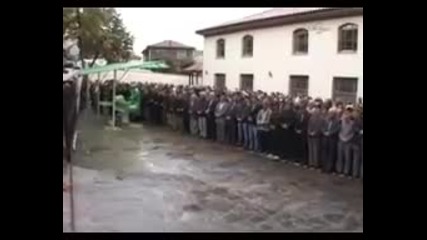 kopekten kacarken kalbi duran 11 yasinda kiz cocugu oldu